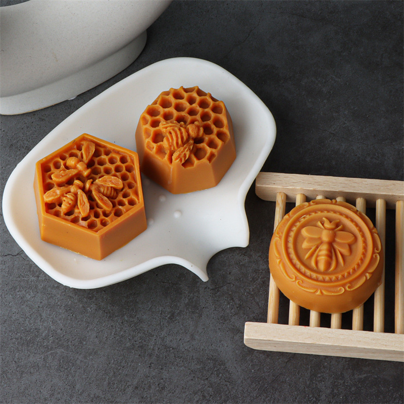 3D Flying Bee Honeycomb Candle - Soap Making Instructions review and price